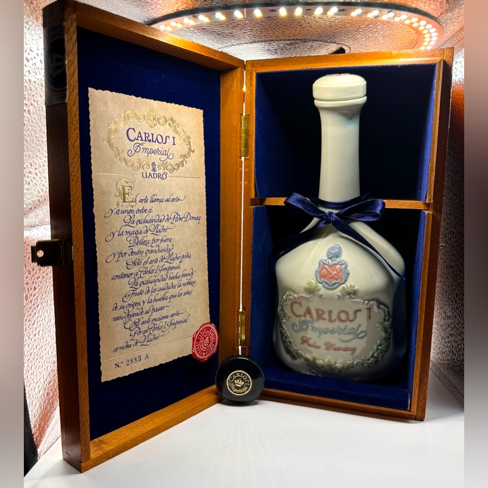 RARE Limited Edition LLADRO Carlos I Imperial Decanter in original wooden box